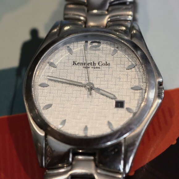 Kenneth Cole Linen Dial Watch - Picture 1 of 6